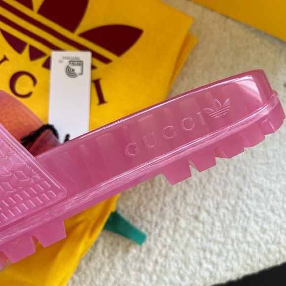 Gucci X Adidas pink rubber slides NWT - Picture 7 of 12